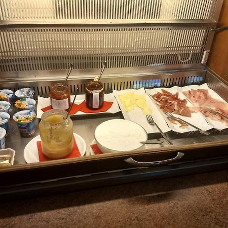 意大利餐厅萨西·罗西酒店 Taceno 外观 照片